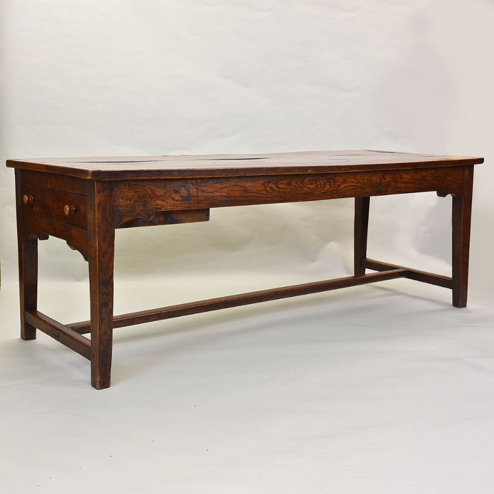 Good 18th century Oak Welsh Farmhouse Dining Table