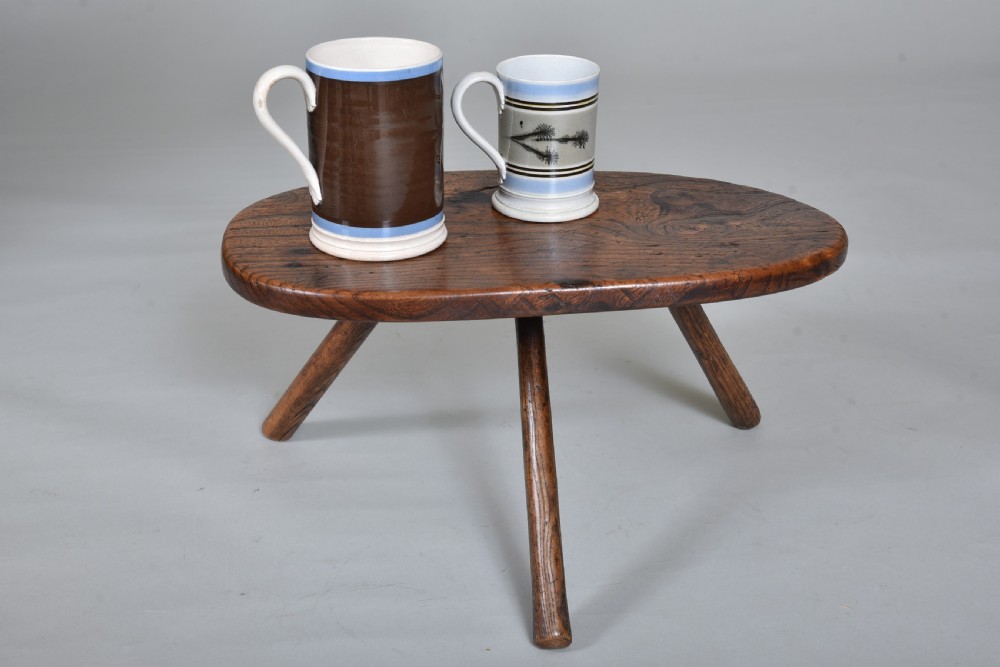 Elm stool of an unusual shape - circa 1780 View VII