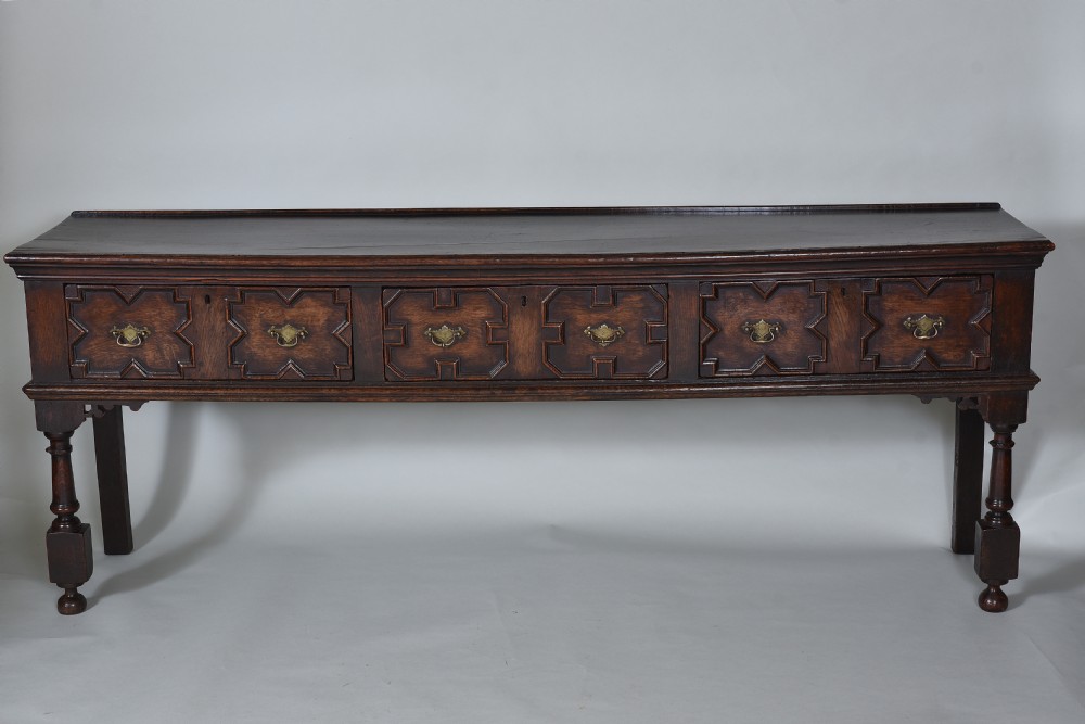 17th century Oak Dresser