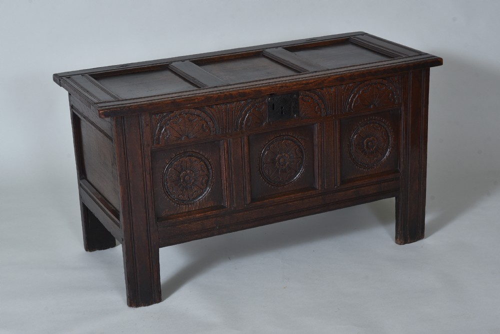 17th century Oak Coffer