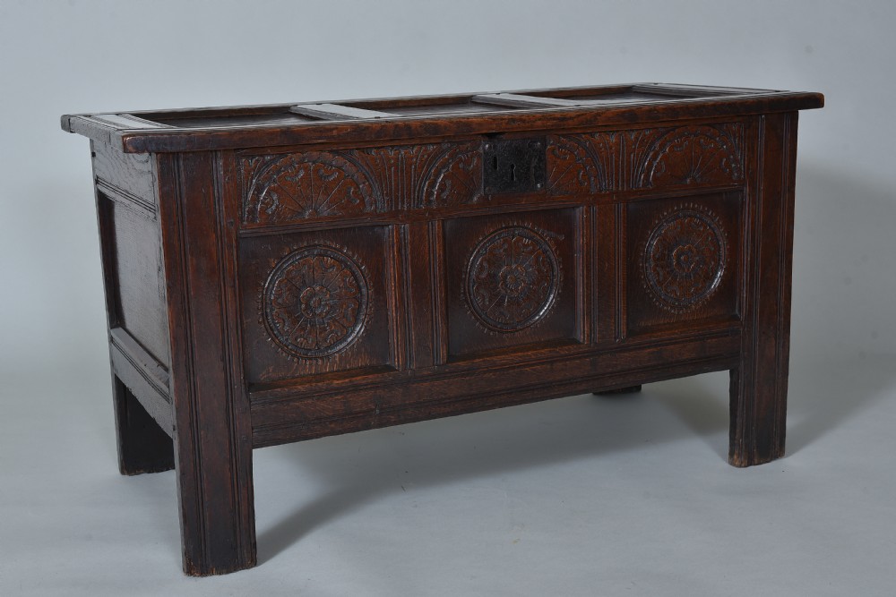 17th century Oak Coffer View III