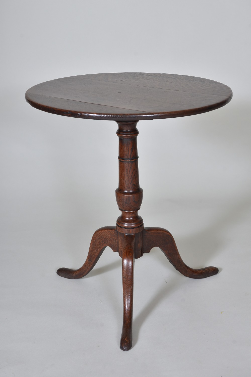 18th century Oak Tripod Table