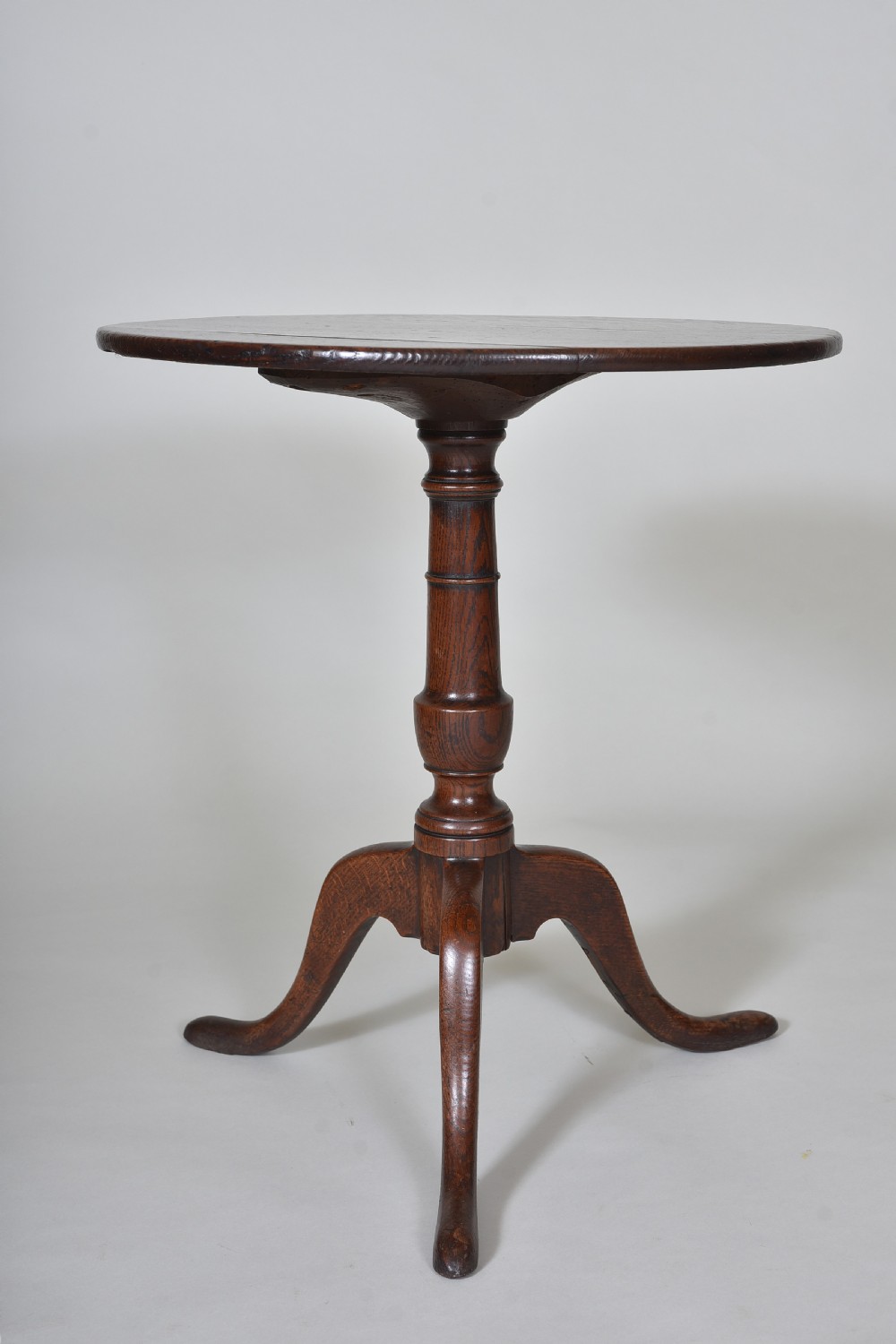 18th century Oak Tripod Table View III