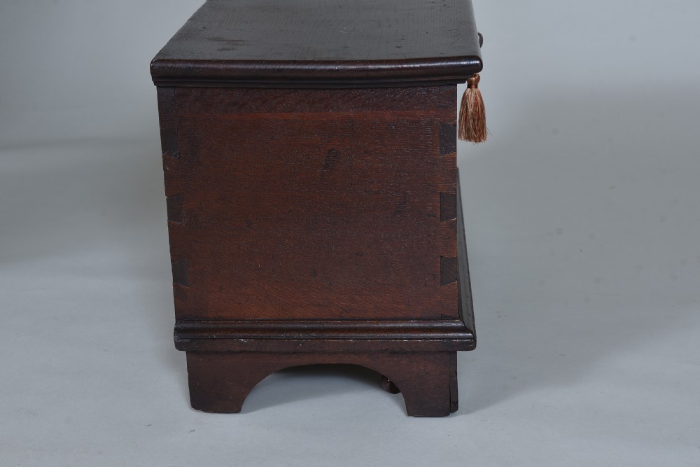 18th century Oak Coffer Bach View V