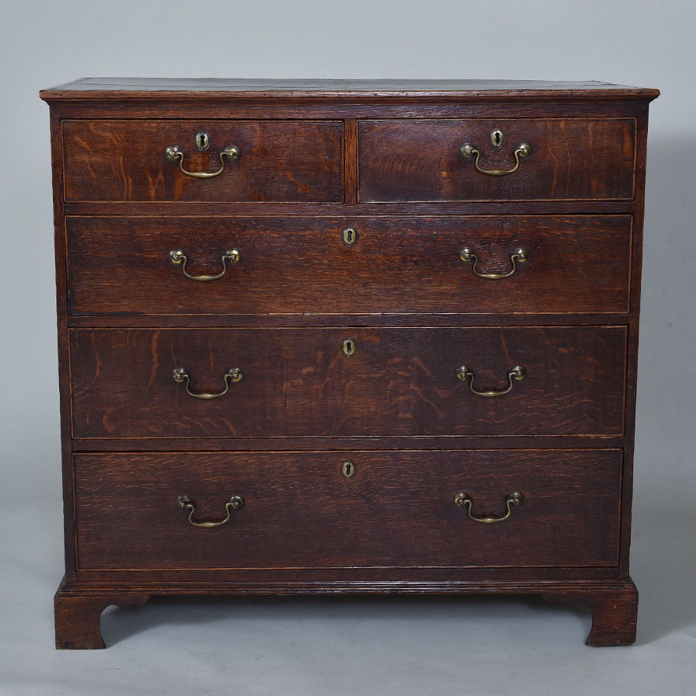 Oak Chest of Drawers
