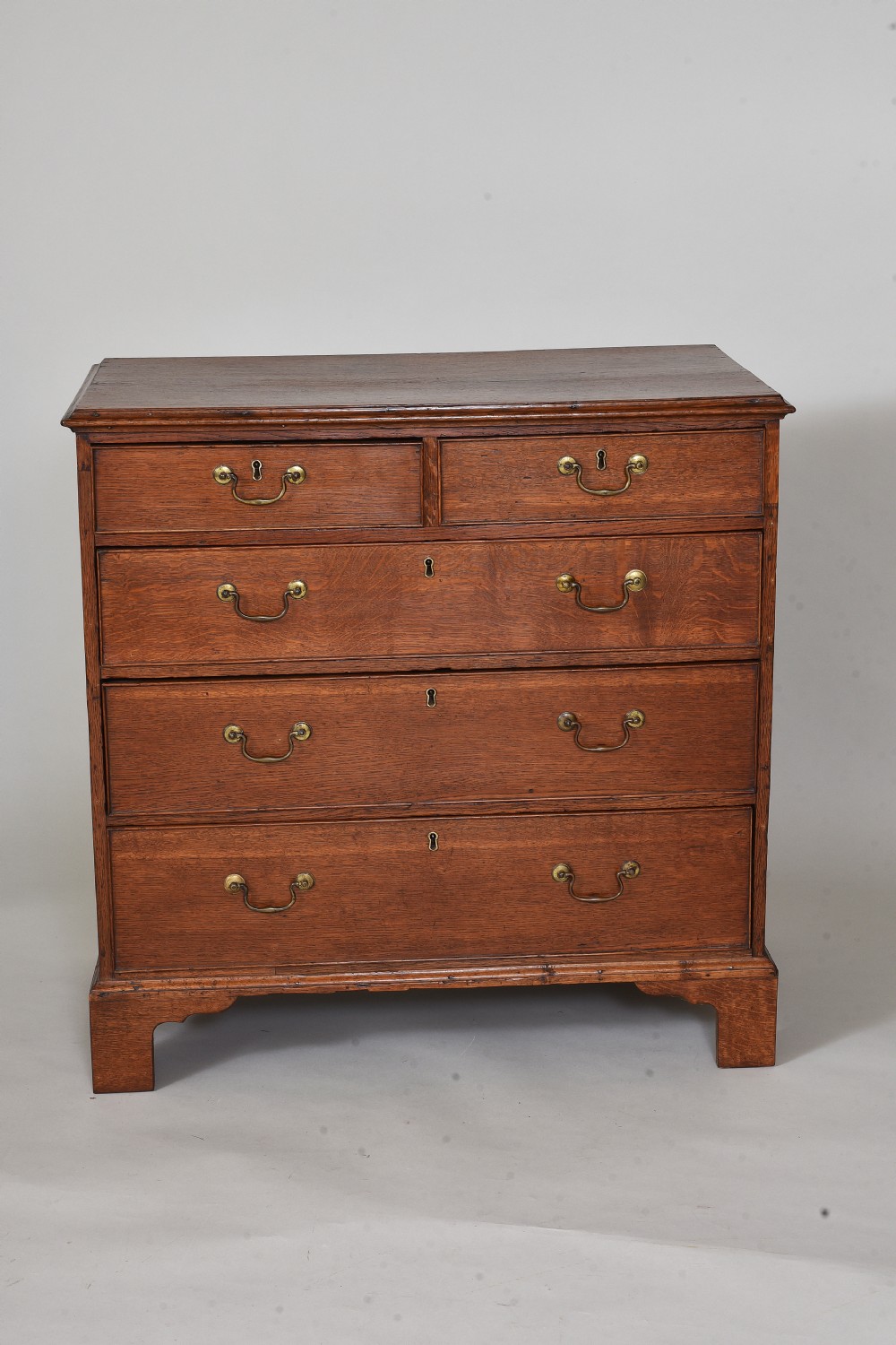 Oak Chest of Drawers