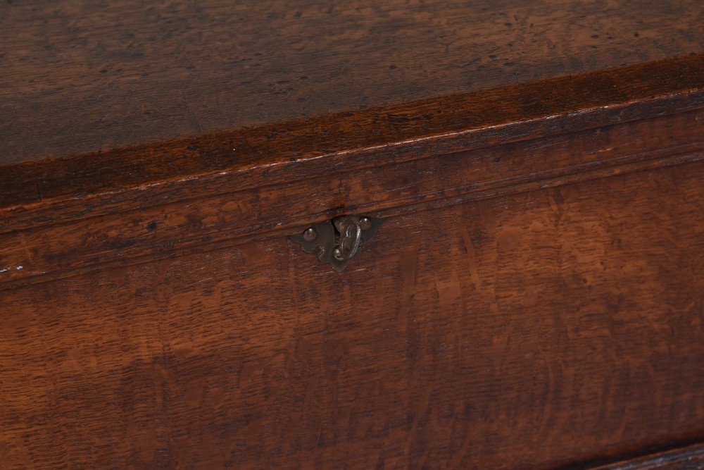 Oak Box View III