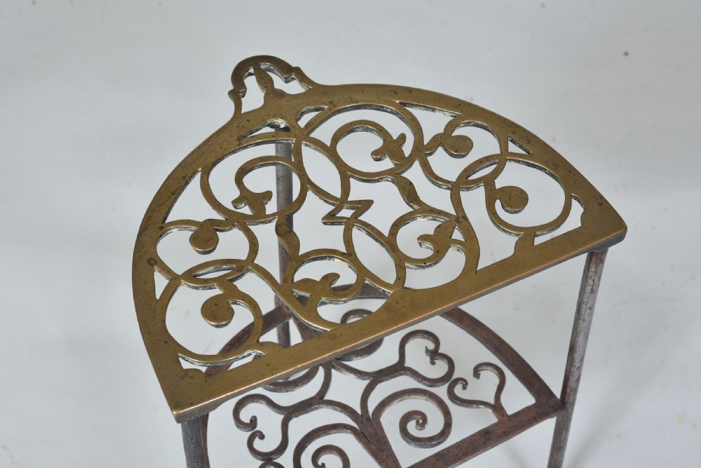 18th century Trivet View III