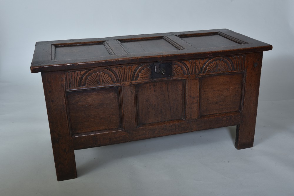 17th century Oak Coffer View III
