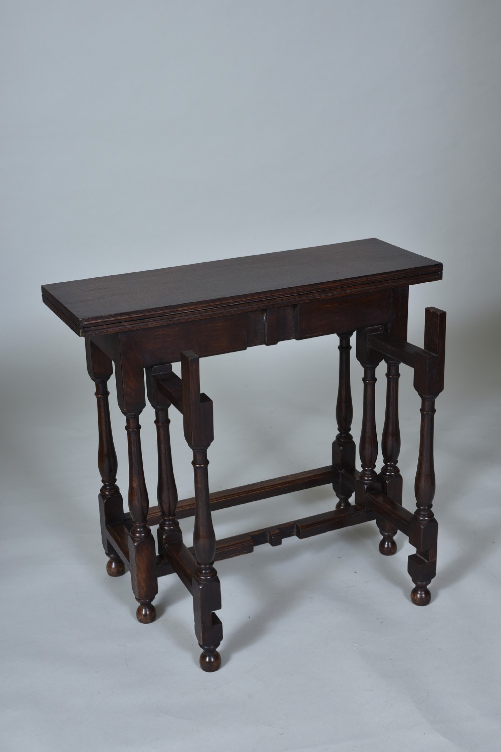 19th century Oak Table View II