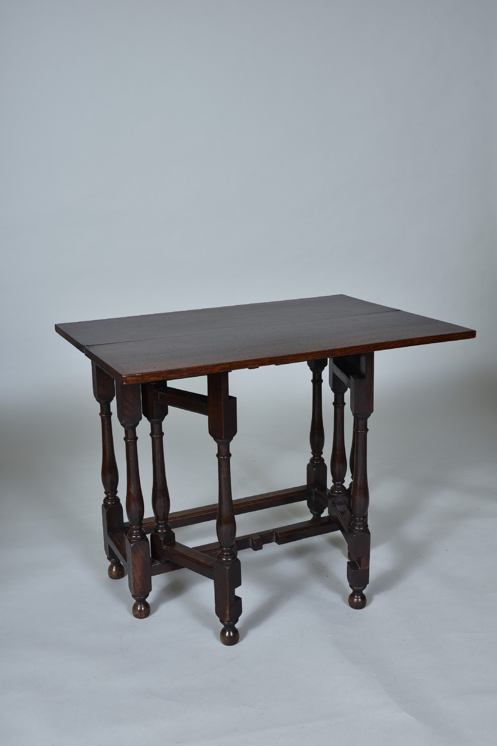 19th century Oak Table View V