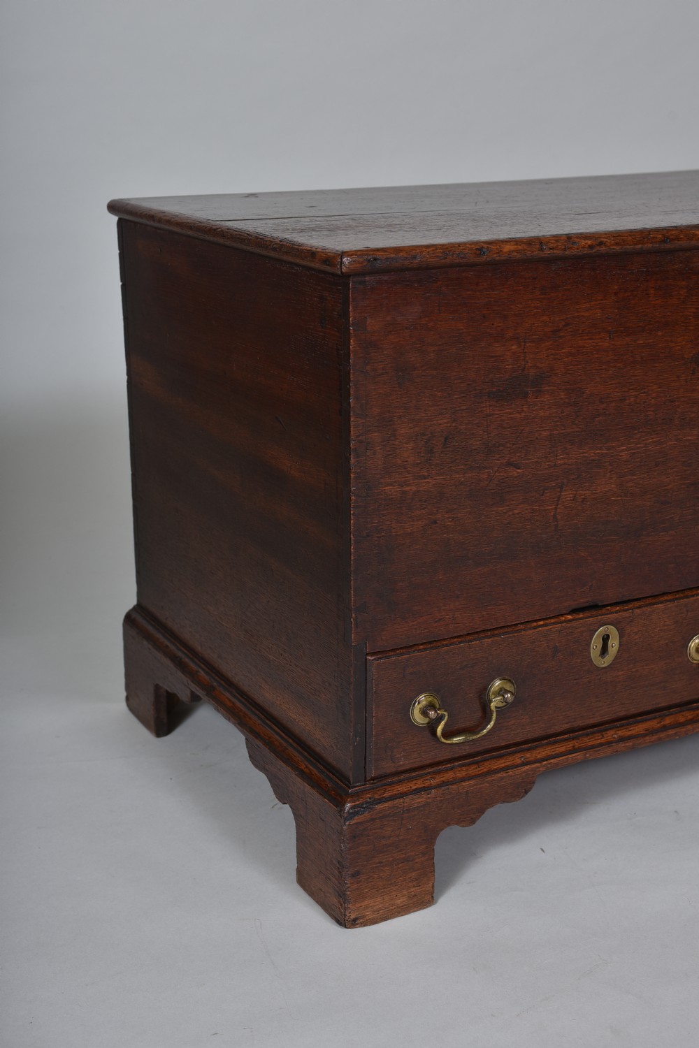 18th Century oak Coffer View III