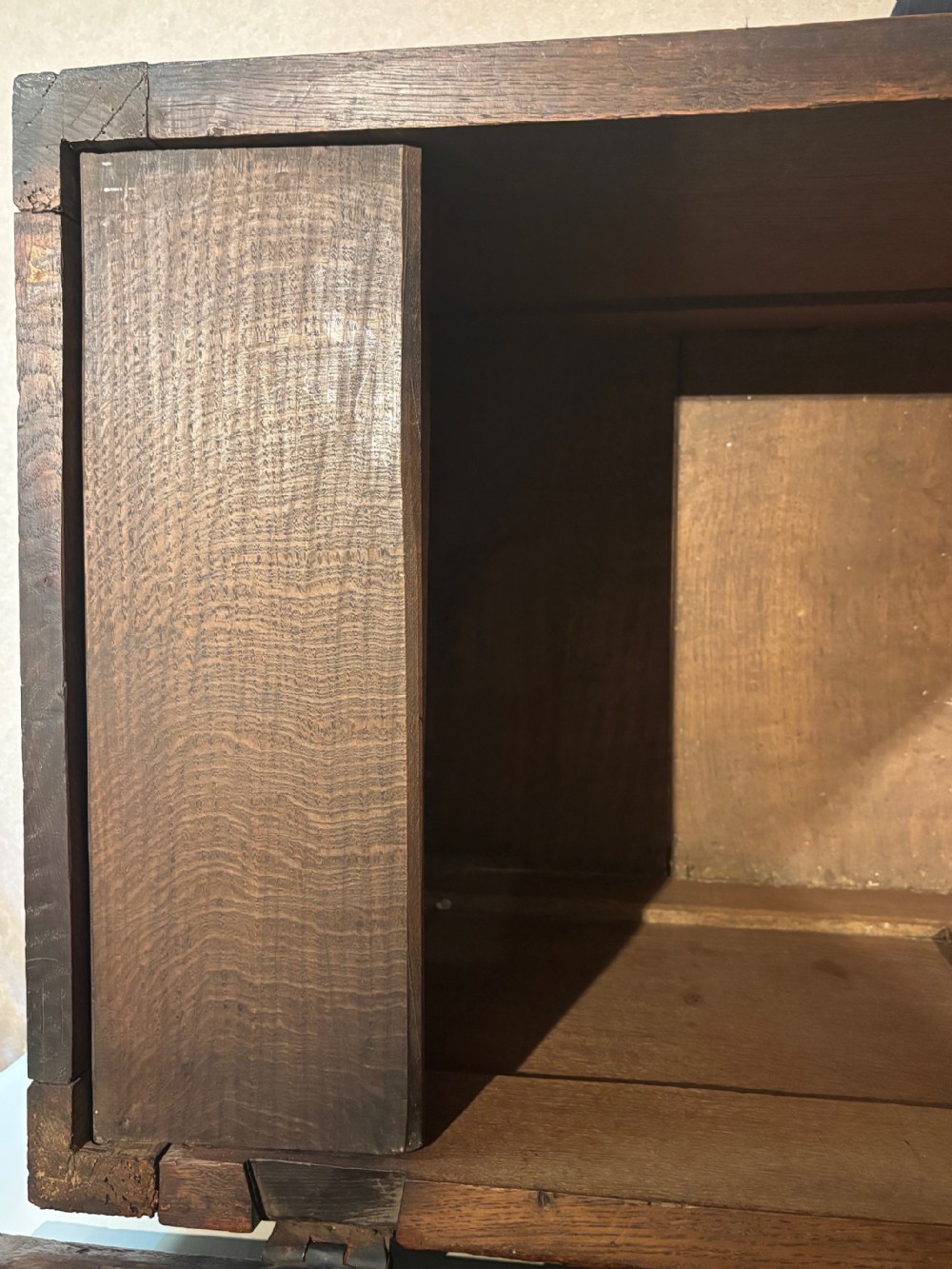 17th century Oak Coffer View IV