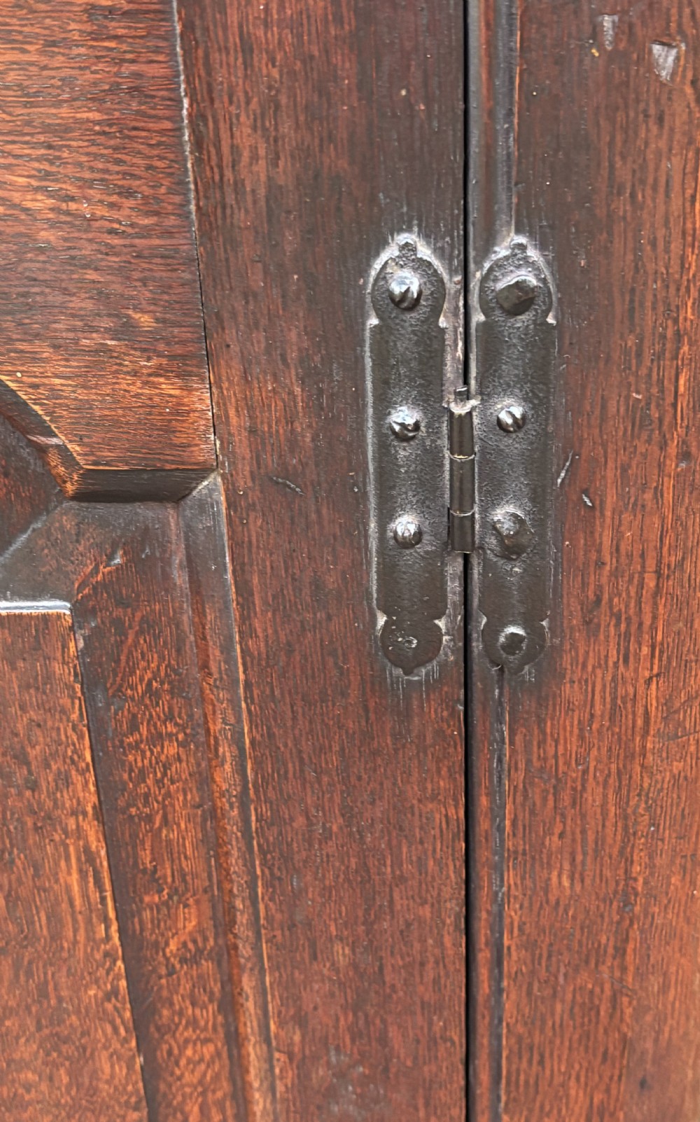 Small 18th century Oak Corner Cupboard View II