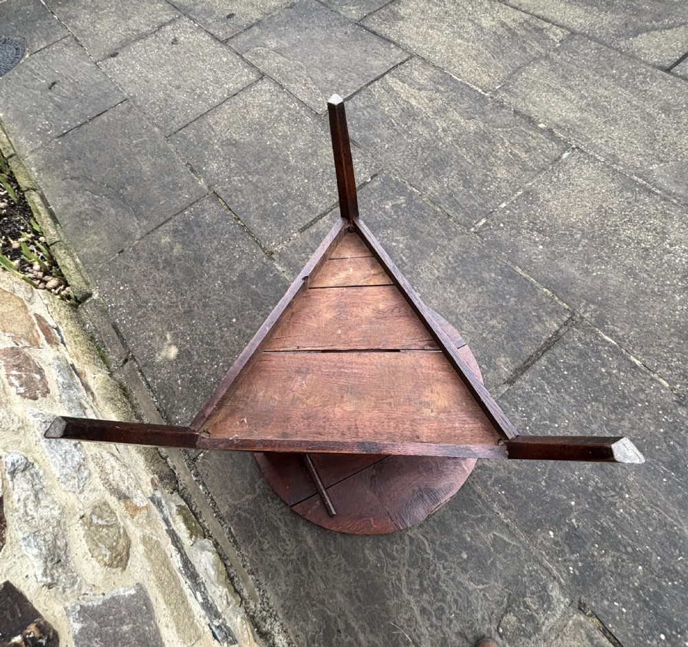 18th century Cricket Table View VII