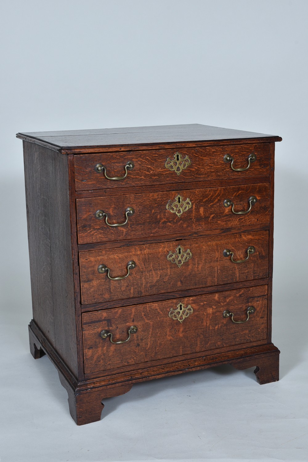Small 18th century Oak Chest of Drawers