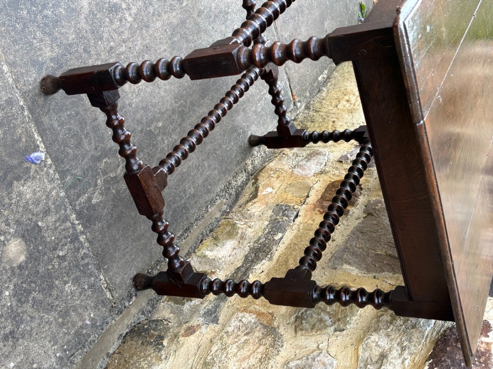 Small 17th century Oak Side Table View IV