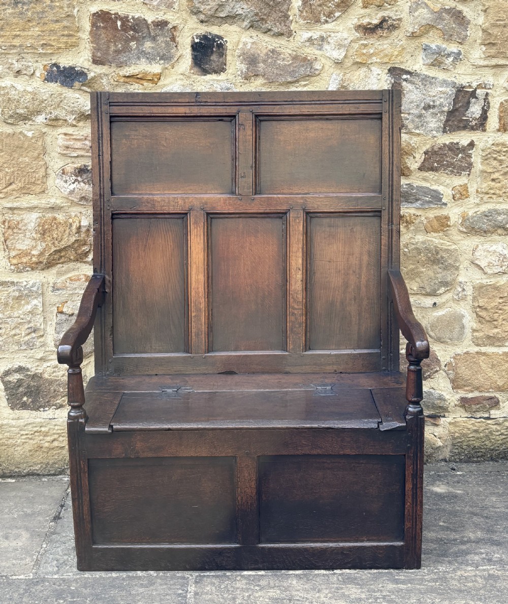 Late 17th century Oak Settle View II