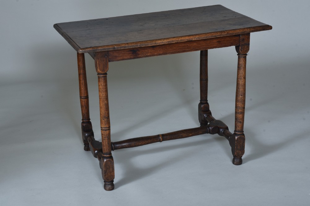 18th century Low Oak table View II