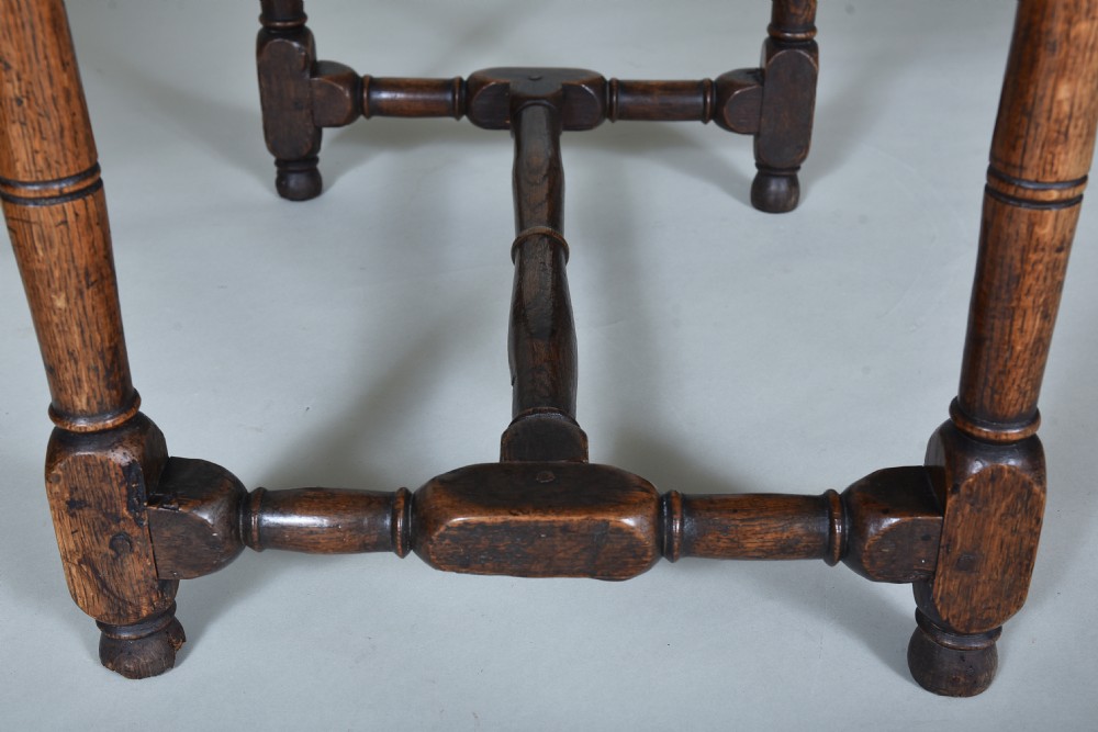 18th century Low Oak table View VIII