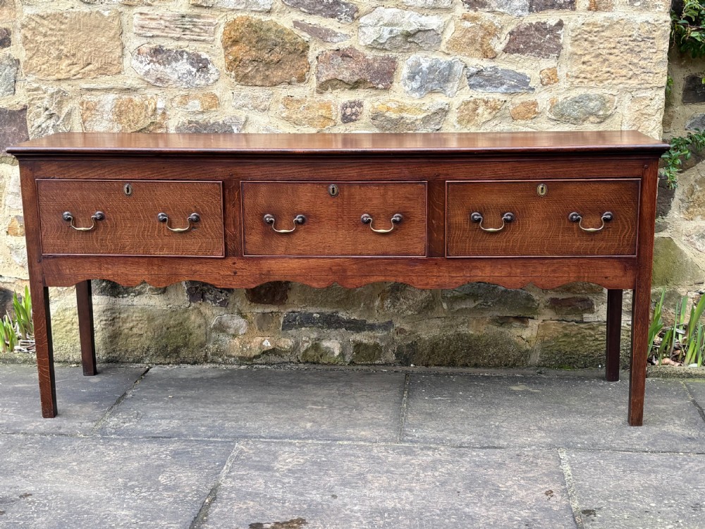 18th century Oak Dresser