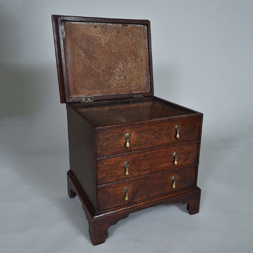Early 18th Century Oak Box Stool View V