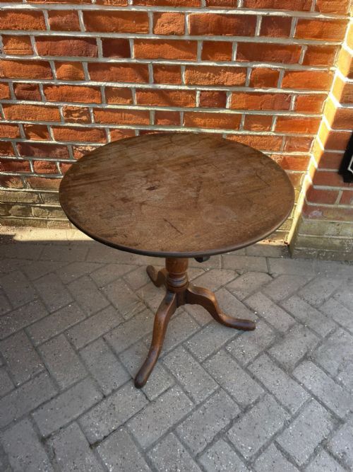 Antique George III Mahogany Tripod Table