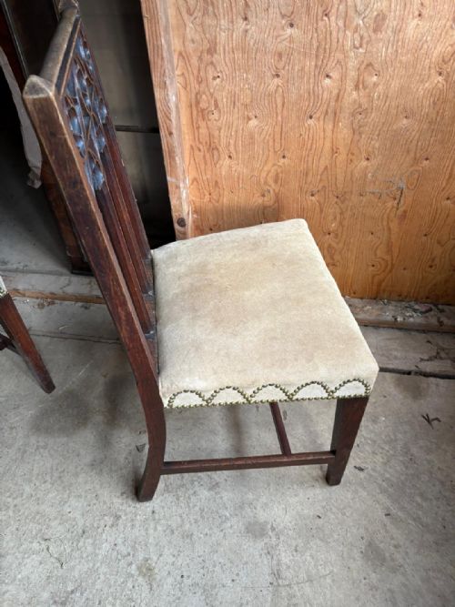 PAIR OF ANTIQUE VICTORIAN GOTHIC OAK SIDE CHAIRS - ADDITIONAL PHOTO 3