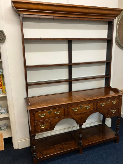 OAK DRESSER - ADDITIONAL PHOTO 1