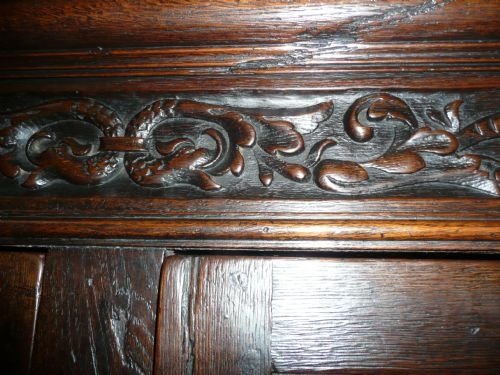fig 2. 18th CENTURY CARVED OAK LIVERY CUPBOARD