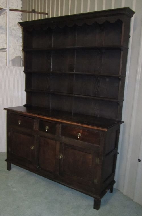 fig 1. LARGE GEORGIAN OAK FARMHOUSE DRESSER