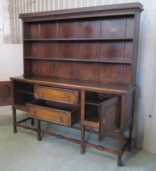 fig 2. VICTORIAN GOTHIC STYLE COUNTRY OAK DRESSER