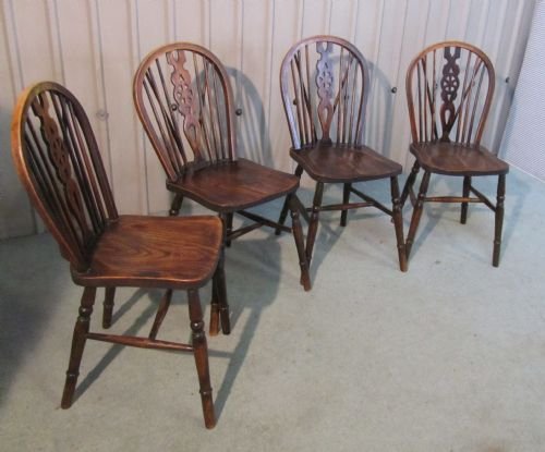 fig 1. SET OF 4 FARMHOUSE WHEEL BACK KITCHEN CHAIRS