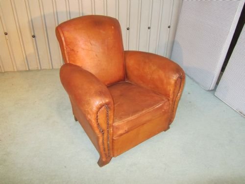 fig 1. FRENCH SHABBY LEATHER ART DECO CLUB CHAIR