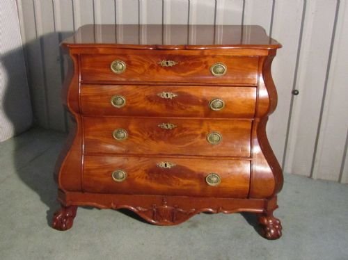 18th Century Dutch Walnut Bombé Commode