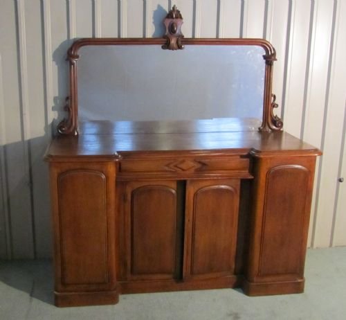 fig 1. VICTORIAN OAK CHIFFONIER MIRROR BACK SIDEBOARD CUPBOARD