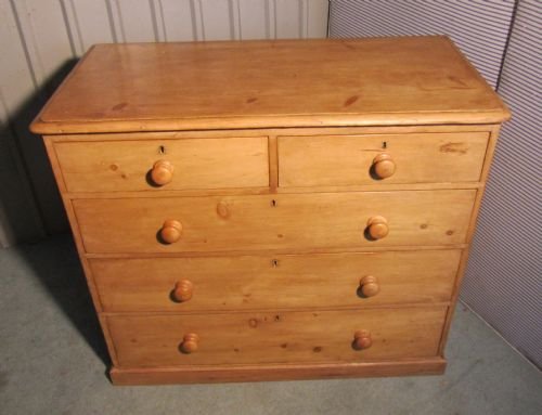 fig 1. A Large Victorian Pine chest of drawers