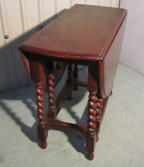 Good Solid Oak Victorian Gate Leg Table