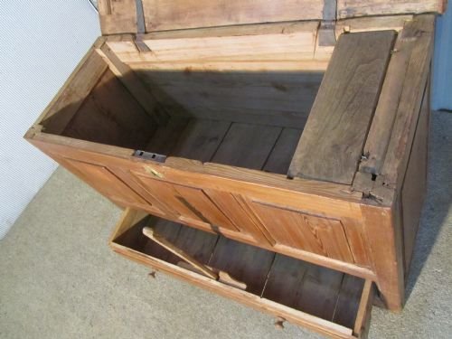 fig 2. A superb Georgian Pine Mule Chest, Blanket Box Coffee Table