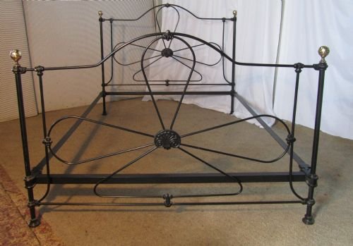 fig 1. Black Wrought Iron and Brass Bed 5ft Double Bed