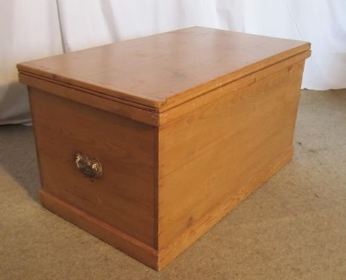 fig 1. A Large Victorian pine blanket box.