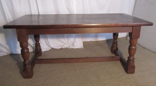 A Victorian Oak Farmhouse Dining Table
