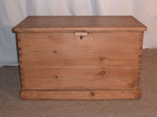 fig 1. A Large Victorian Pine Blanket Box or Coffee Table