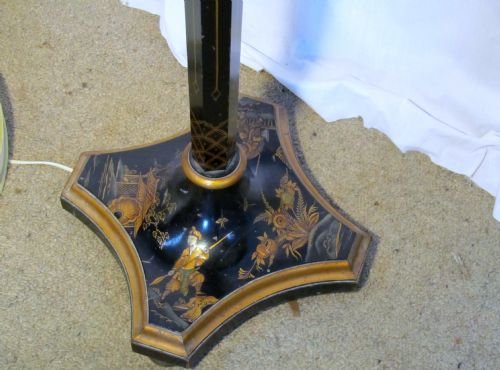 fig 1. A Black Lacquer and Gold Floor Standing Lamp