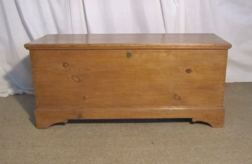 Large Georgian Pine Coffer, Blanket Box or Coffee Table