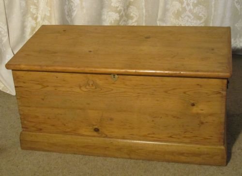 Large Victorian Pine Blanket Box or Coffee Table