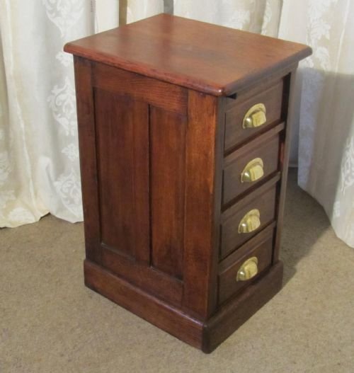 fig 1. An Art Deco Oak Pedestal Filing Cabinet