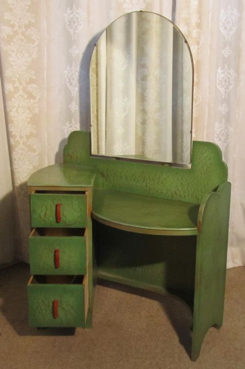 fig 1. An Art Deco Green & Gold Odeon Style Dressing Table
