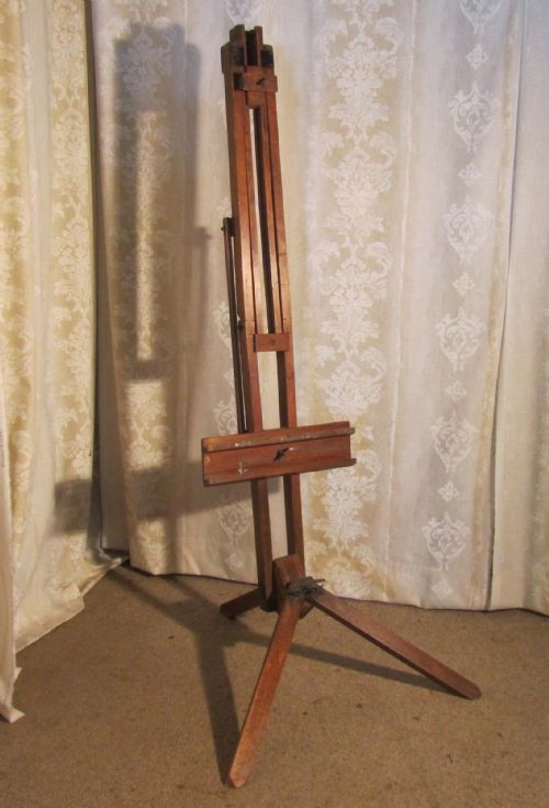 fig 1. A Winsor & Newton Ltd Edwardian Folding Easel