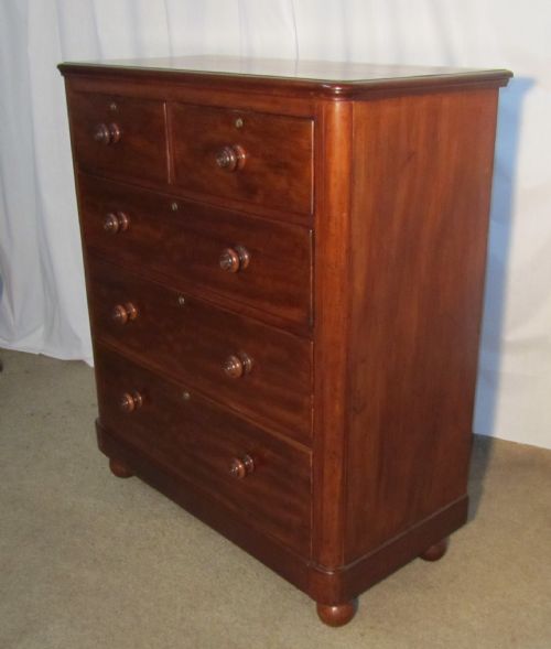 fig 1. A Large Victorian Mahogany Chest of Drawers